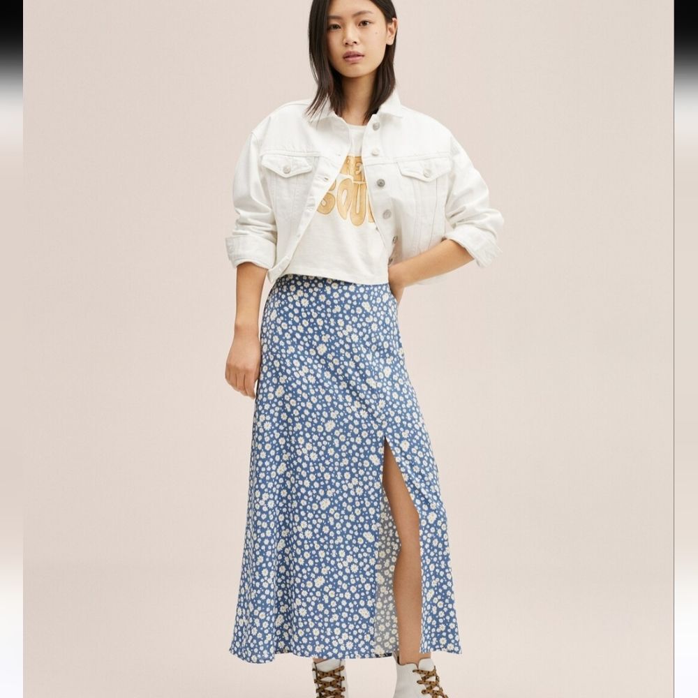 Mango Teens Floral Daisies Light Blue Summer skirt size large